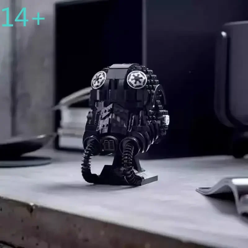 The Cheapest 724pcs fighter TIE Fighter Pilot Helmet Building Block Model Toys Birthday Ornament Gift