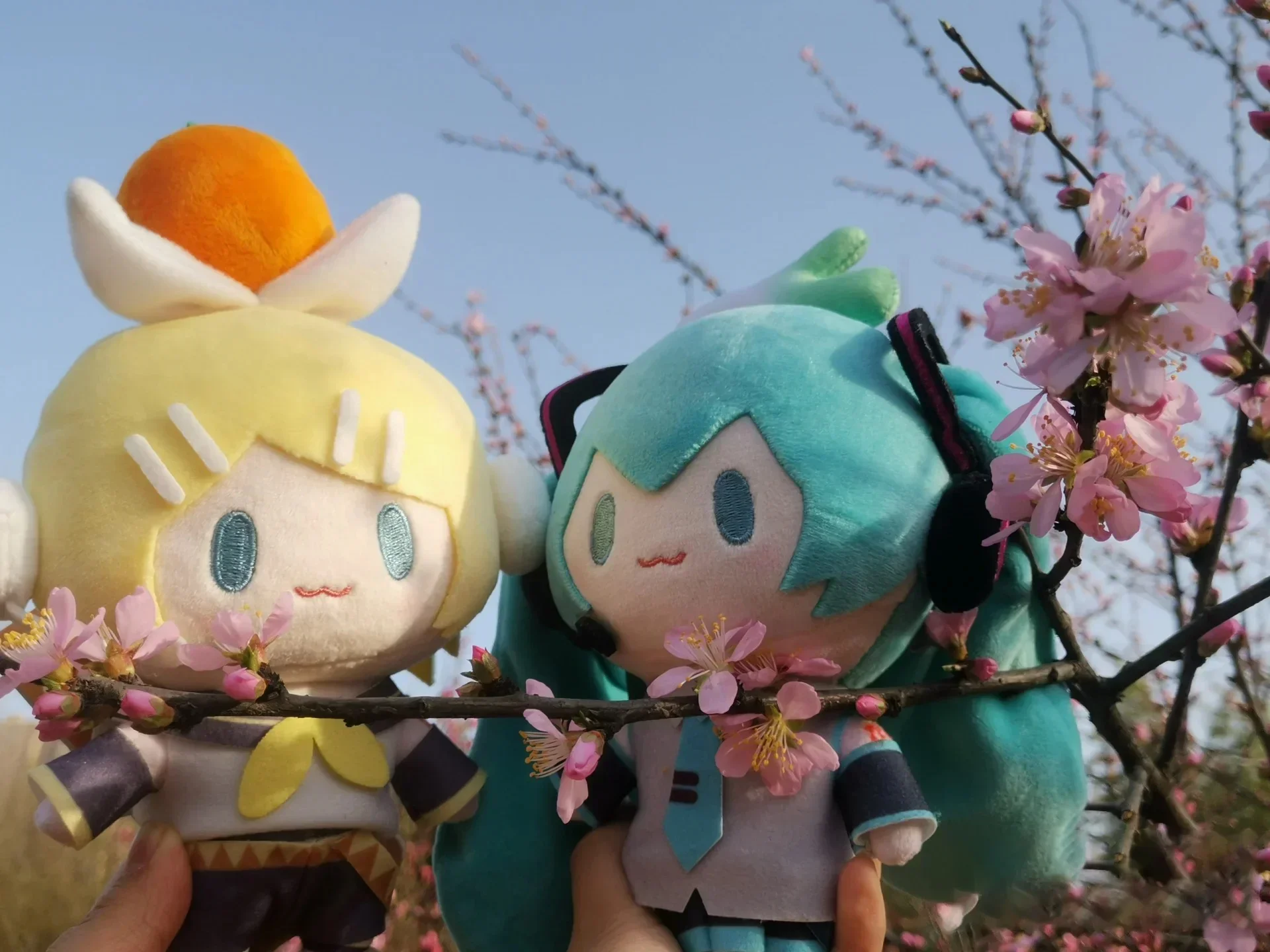 15cm Hatsune Miku Kawaii Q Version Figure Doll Anime Peripheral Keychain Bag Pendant Toy Collection Model Ornament Toys Gifts