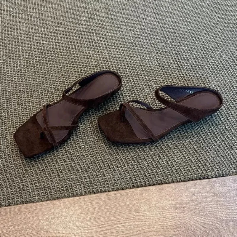 

New Style Pointed Toe Flip Flops Women Slippers Heeled Sandals Casual Clip Toe Shoes Woman Fashion Dress Sexy Pump Zapatos Mujer