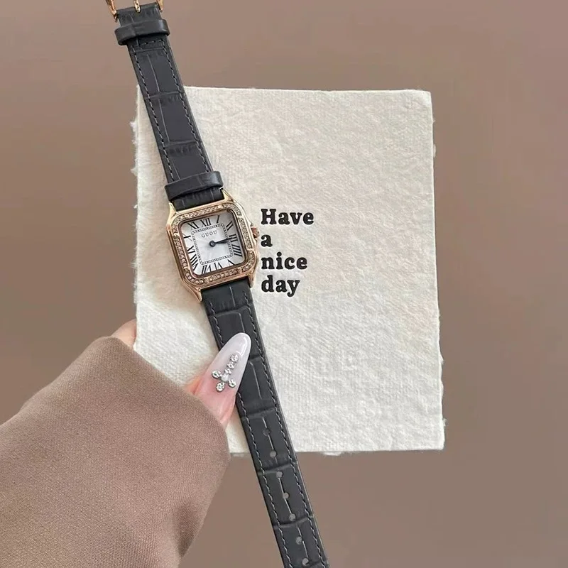 ساعة كاجوال كوارتز عصرية نسائية جديدة لعام 2026 ، ساعة يد نسائية جديدة ، إكسسوارات نسائية ، هدايا للنساء ، ساعات عصرية