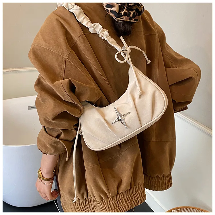 

Super Fire Niche Популярная плиссированная универсальная сумка-мессенджер Персонализированная модная сумка через плечо подмышками Wasteland Wind Dumpling Bag