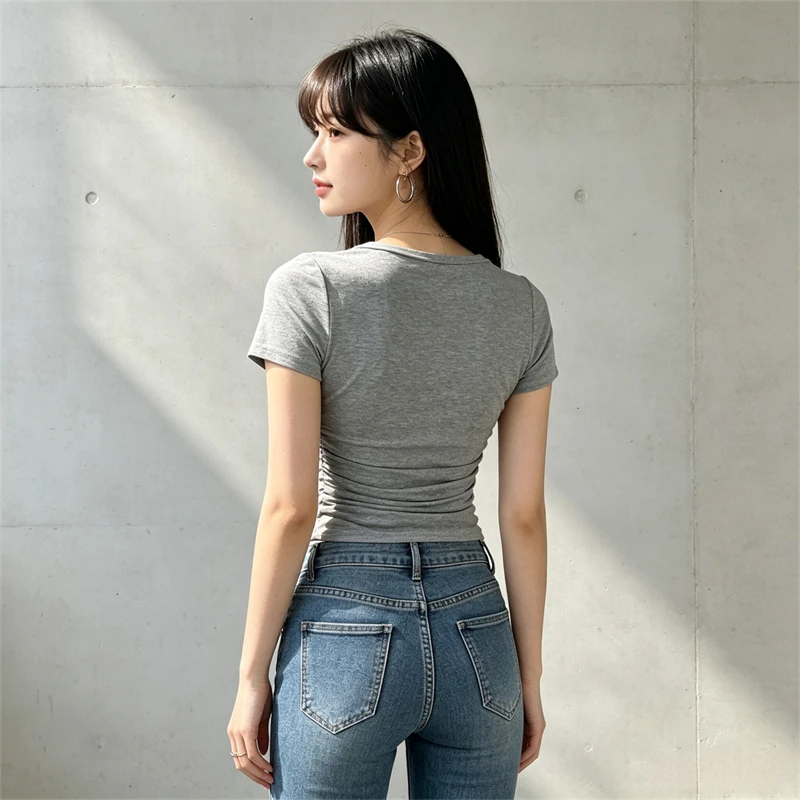 KEYANKETIAN 2026 Chic Square Neck Fake Two‑Piece T‑Shirt Short Sleeve Removable Pads Side Ruched Slim Fit Women Basic Top