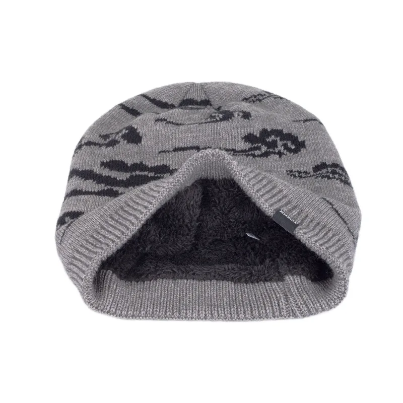 Warm knitted woolen hat, winter fleece-lined and thickened, cloud-patterned pullover hat for men, suitable for outdoor use