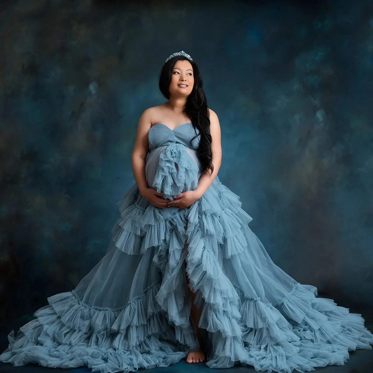 Maßgeschneiderte flauschige Ballkleider für Fotoshootings oder Babypartys, herzförmiges, langärmliges Umstandsroben-Fotoshooting-Damenkleid