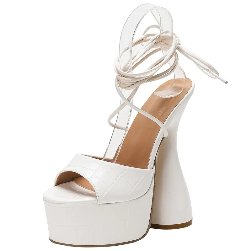 Eilyken موضة جديدة اللمحة تو الصنادل النساء مشبك حزام ملهى ليلي منصة الكعوب أحذية الحفلات الصيف Zapatos De Mujer