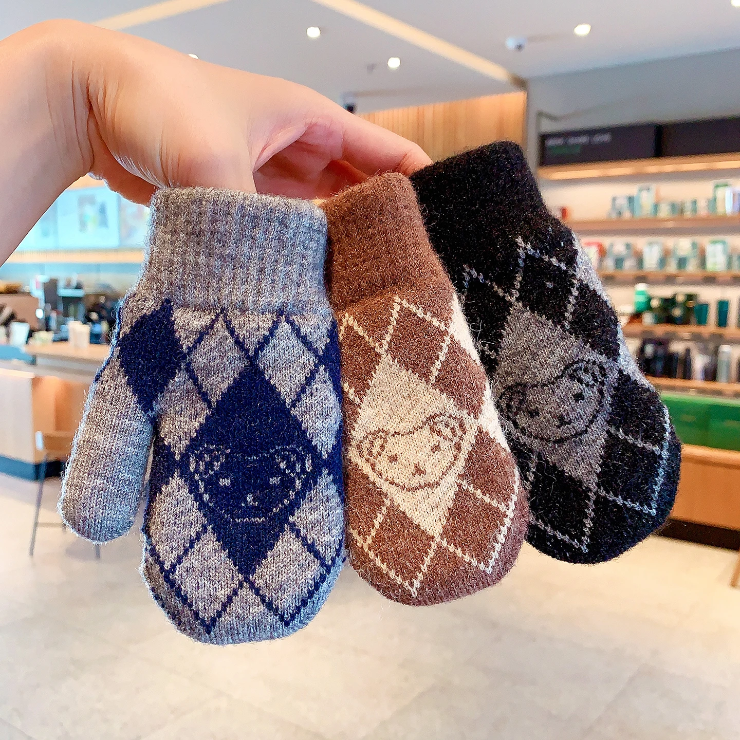 Kinder-Winter-Strickhandschuhe, Fleece-Warm, Argyle-Karo, Einfacher Bären-Jacquard, Dehnbarer Rippenbündsch, Kältebeständig, Vintage-Stil Handschuhe 2026 – Detail 5