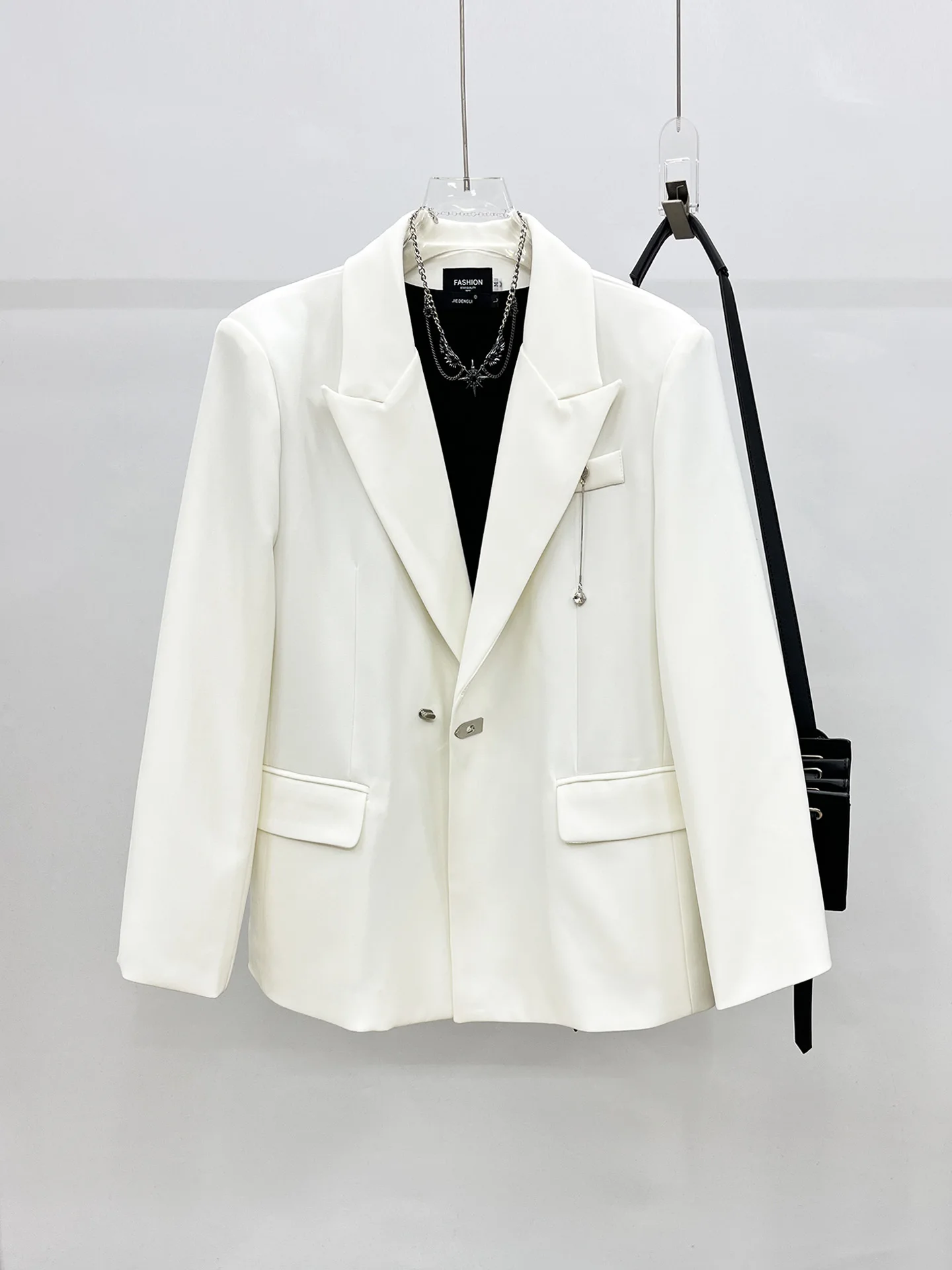 

Casual Fashionable Men's Suit Jacket Spring Autumn Loose Fit High End Sensation Button Decorated Long Sleeve Business Casual