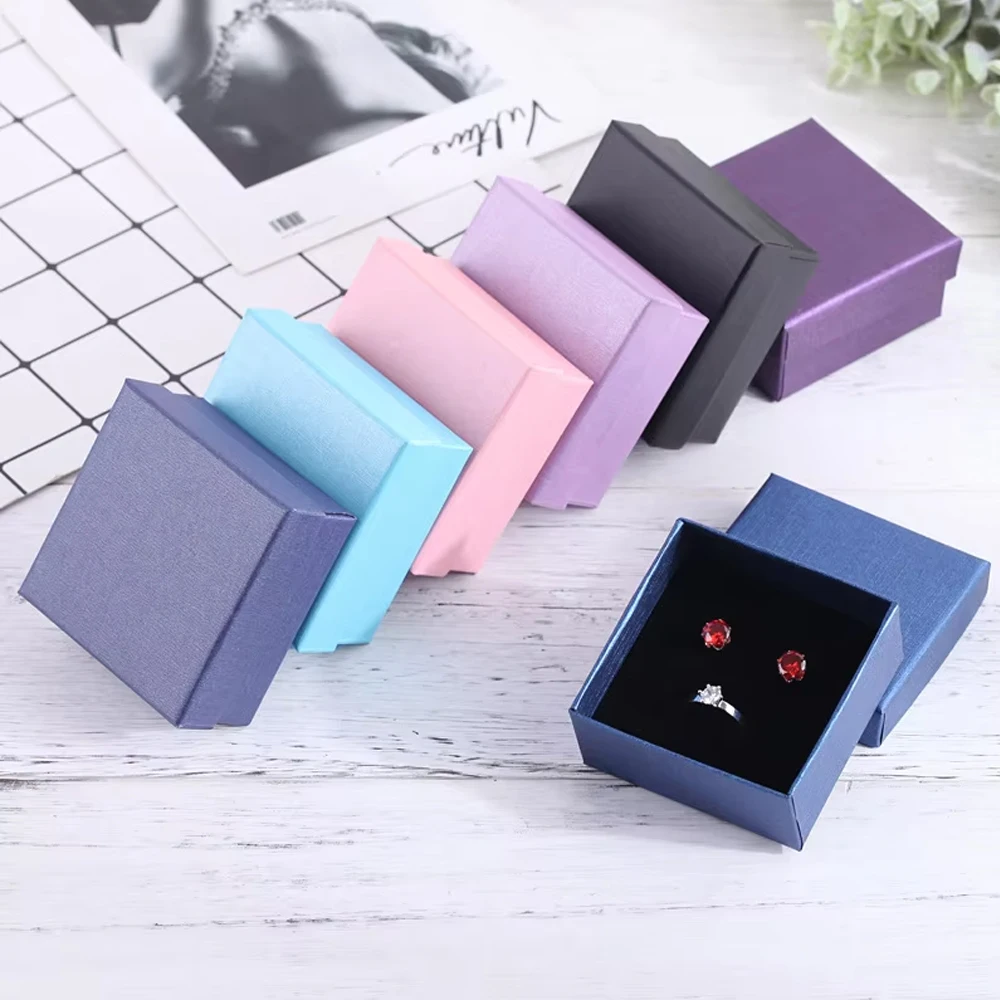 

24pcs Jewelry Box Cardboard Necklace Earrings Bracelets Boxes Big Paper Gift Packaging with Black Sponge Can Personalized logo