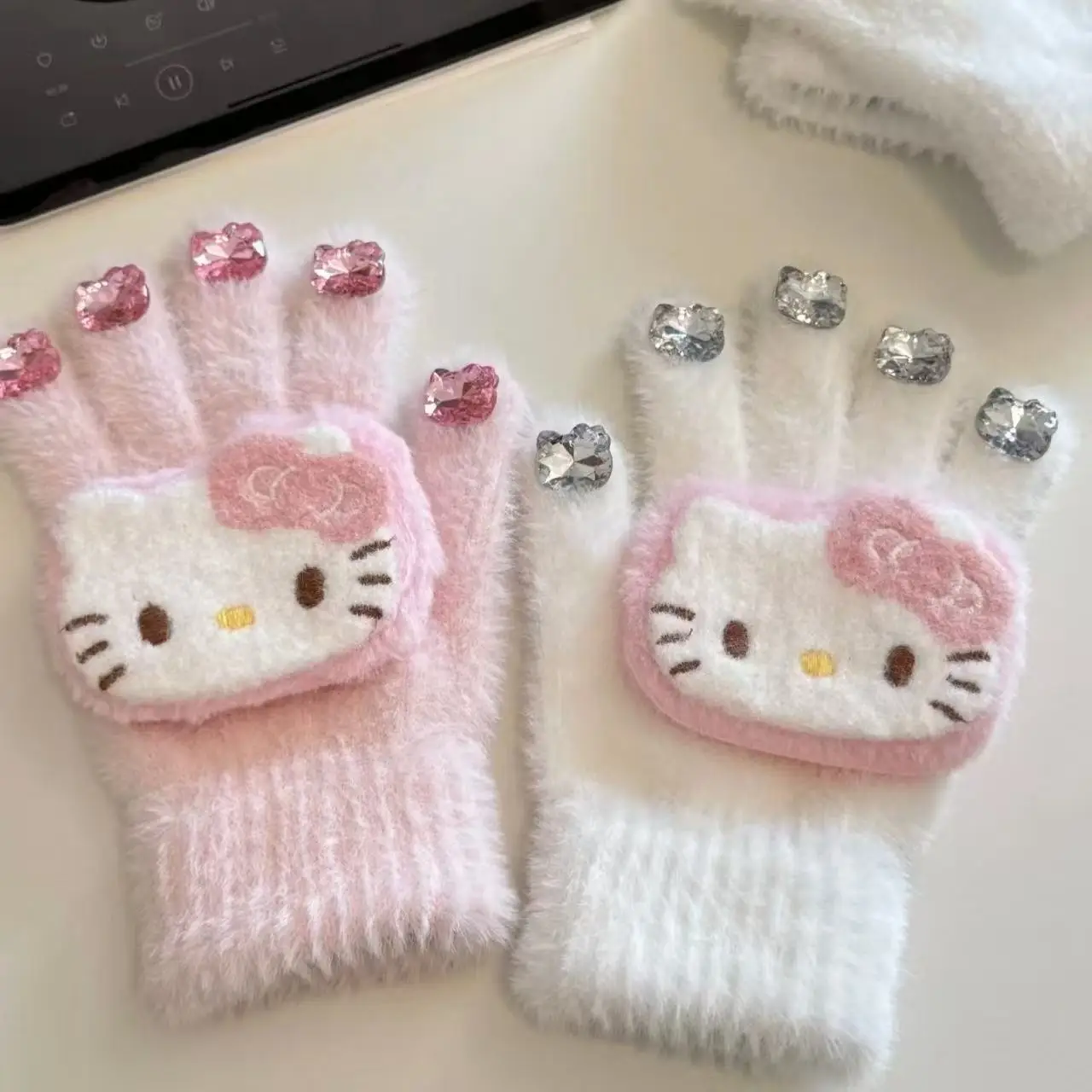 

New Sanrio Hello Kitty Gloves Kawaii Cartoon Anime Cold-Proof Winter Finger Gloves Girls Cold-Proof Warm Gloves Girls Gifts