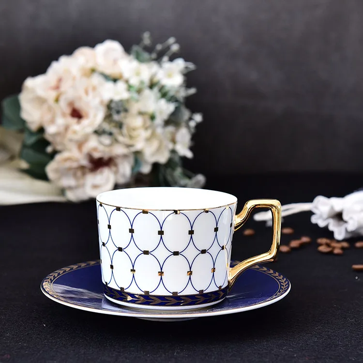 Elegant Golden Top Grade Bone China Coffee Cup Luxury European Tea Cup Set and Saucer Afternoon Tea Coffee Drinkware Tea Cup