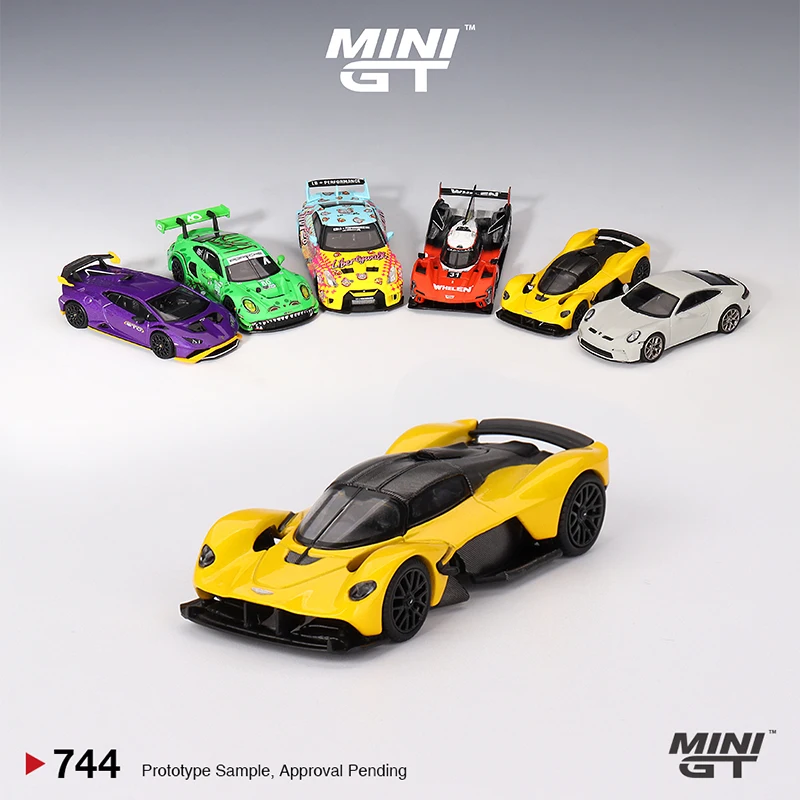 MINI GT 1:64 Aston Martin Valkyrie MGT00744 alloy compression shaft miniature model,  boy toy, children's holiday birthday gift