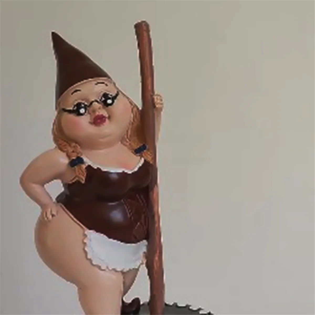 ABJS Resin Pole Dance Gnome Statue, Dancing Sexy Stripper Girl & Female Lady Woman Figure for Showcase Personalized Funny