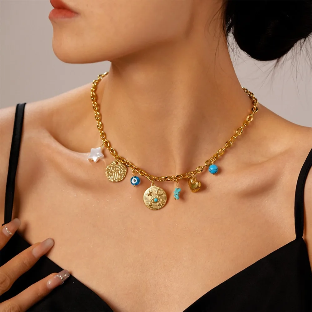 

Turquoise Shell Starfish Necklace Titanium Steel Strawberry Bohemian Shell Necklace High-end Niche Temperament