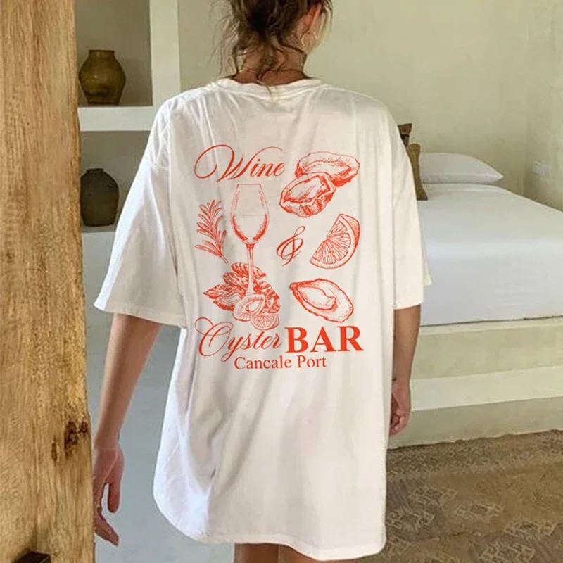 

Wine Oyster Back Print T-Shirt Vintage Short Sleeve Retro Graphic Tees Cute Fashion Seafood T Shirt Women Oversized Vacation Top