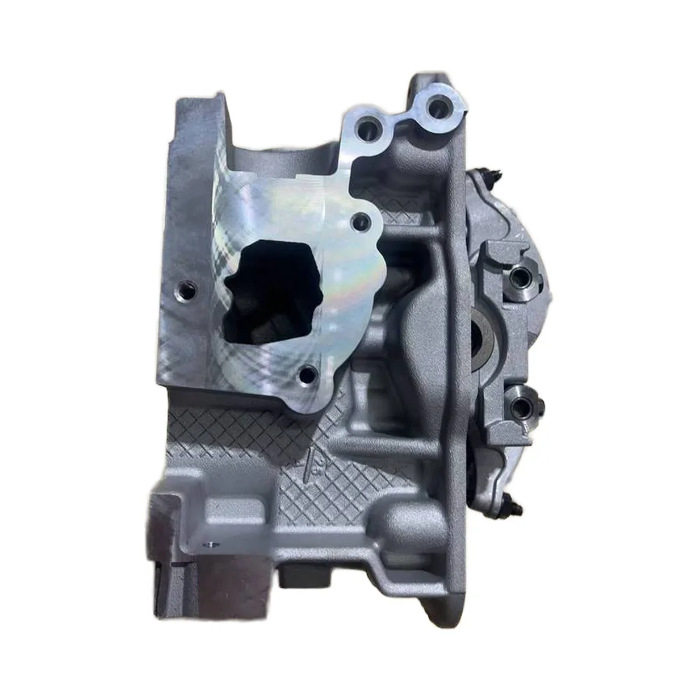 رأس أسطوانة D4F جديد مضمون لأجزاء محرك السيارة Renault Clio Twingo 16V المتوافقة مع 1.2L D4F OEM 7701478273