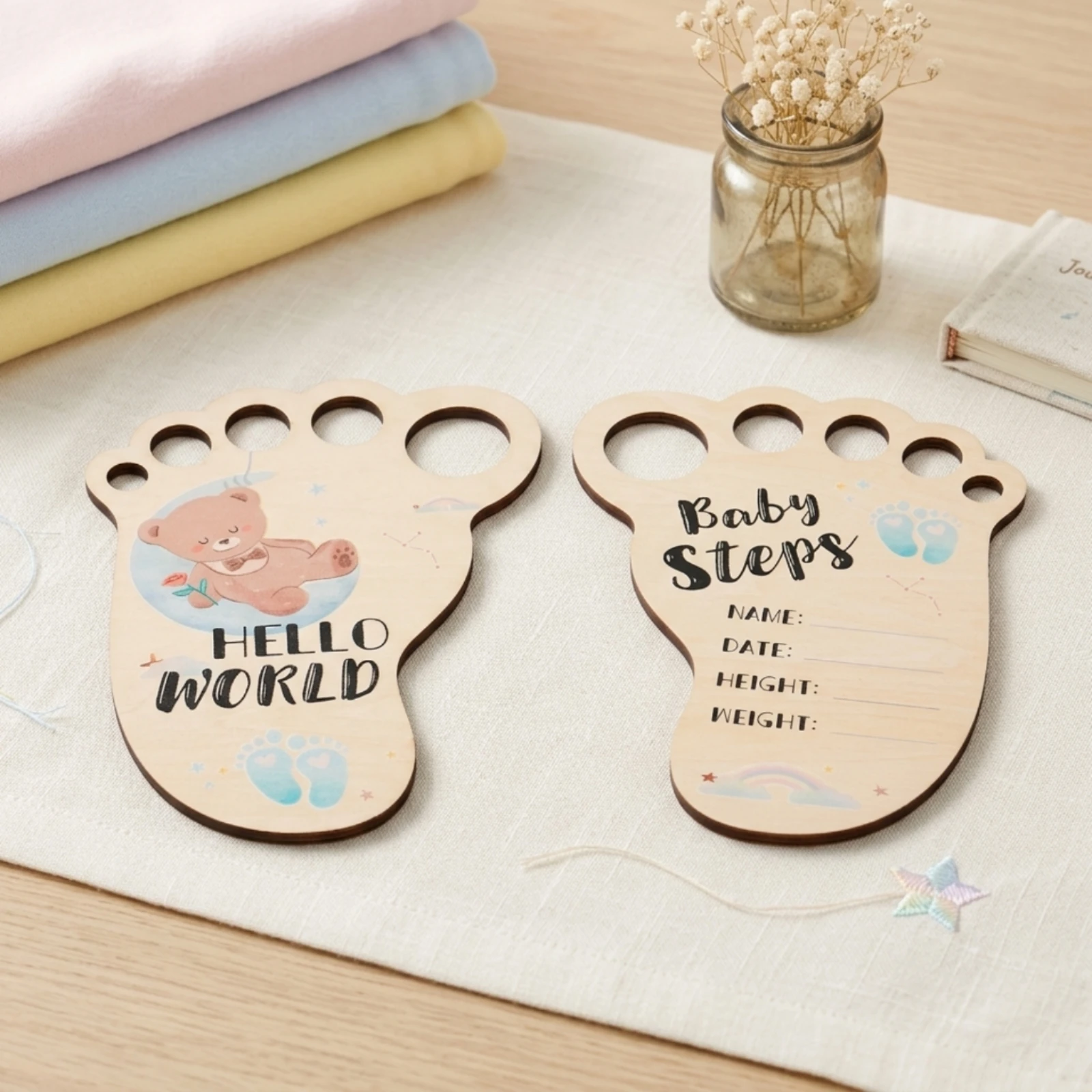 2 Pieces Baby Milestone Plaque Smooth Wooden Footprint Plaque Baby Announcement Board Charming Photo Prop Elegant