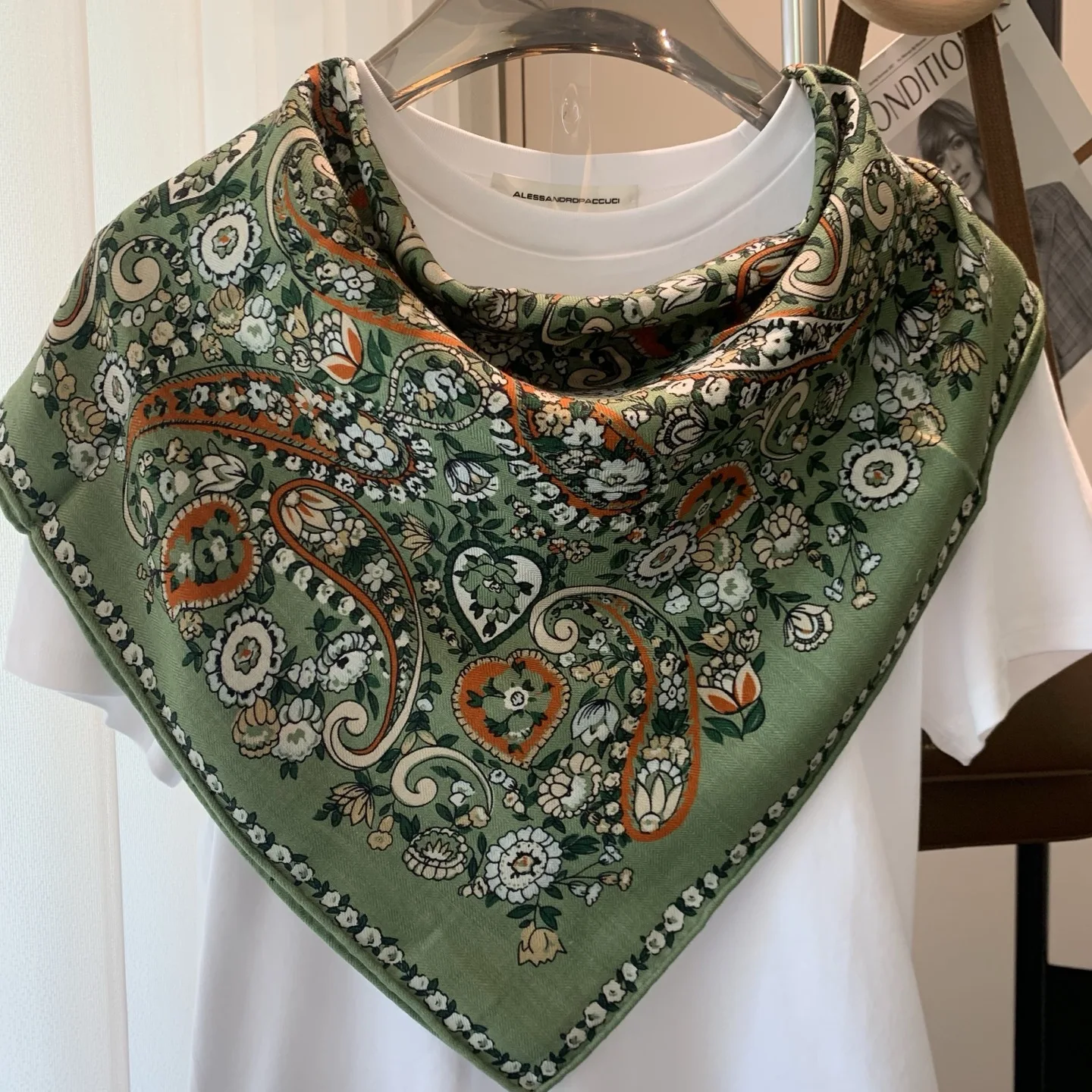 2027 Women Ethnic Green Paisley Silk Wool Square Bandana Retro Floral Print Scarf Fashion Neck Hair Head Wrap Accessory