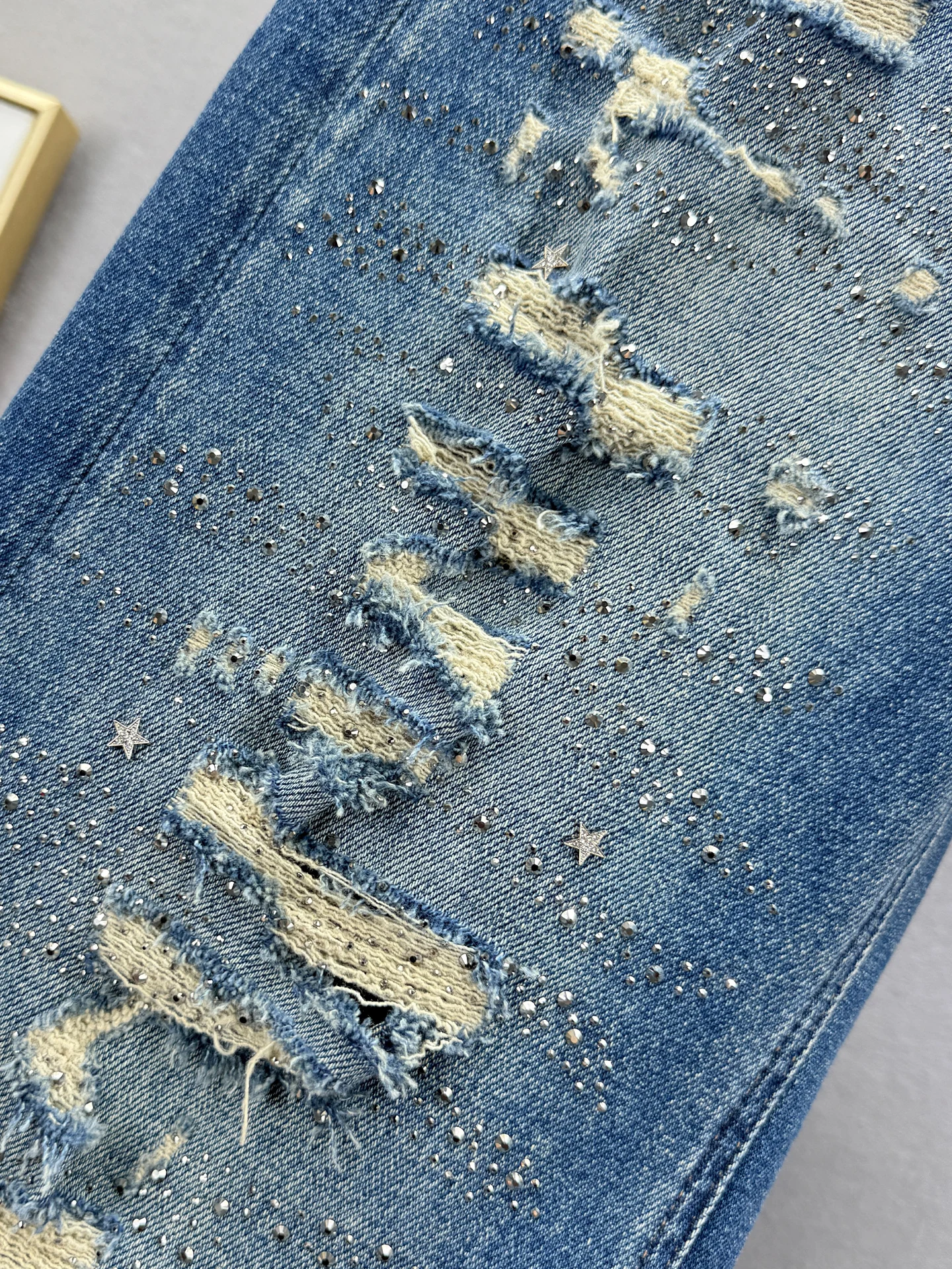 جينز ممزق مزيف للنساء، بنطال واسع الساق، خريف 2025 جديد عالي الخصر فضفاض للتخسيس على الطراز الأوروبي سروال طويل من حجر الراين #4