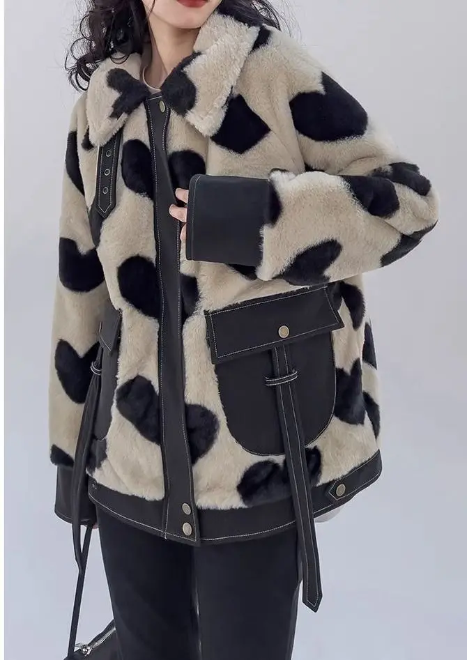 

Newly Designed, Thickly Insulated, Comfortable and Retro-style Loose-fitting Plush Coat