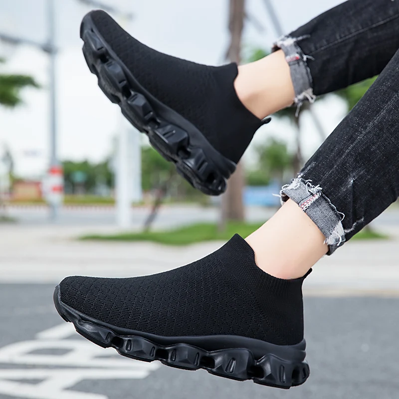 

Blue Socks Sneakers Breathable Knit Slip-On Running Shoes Lightweight Casual Sports Shoe for Men Women