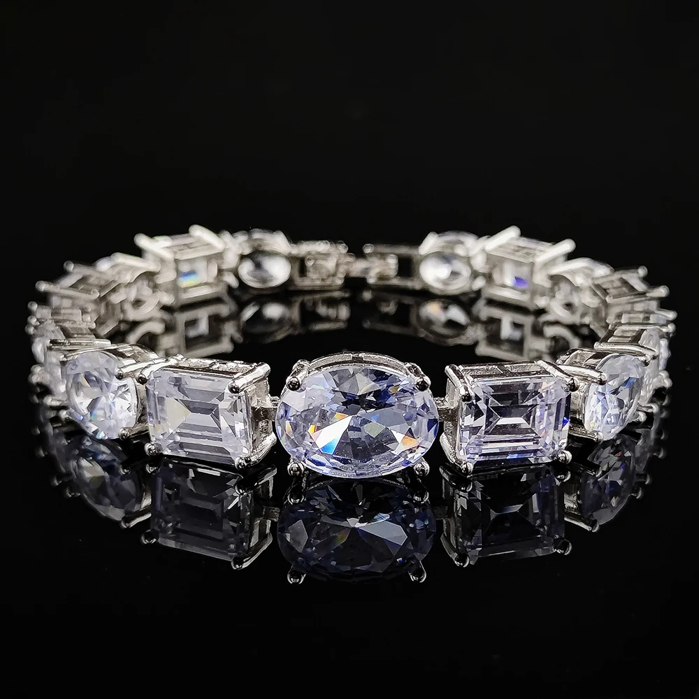 2024 New Fashion Princess Bracelet Bangle for Women Anniversary Gift Je welry Wholesale S7701