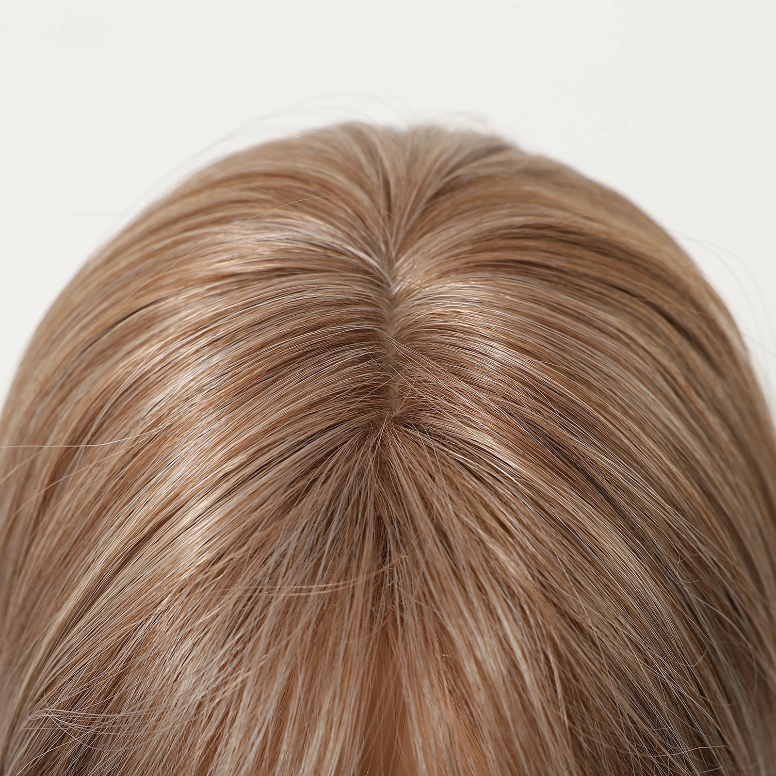 GEMMA Ombre Light Blonde Synthetic Wigs Medium Length Wigs Layered Straight Fake Hair for Women Daily Party High Temperature