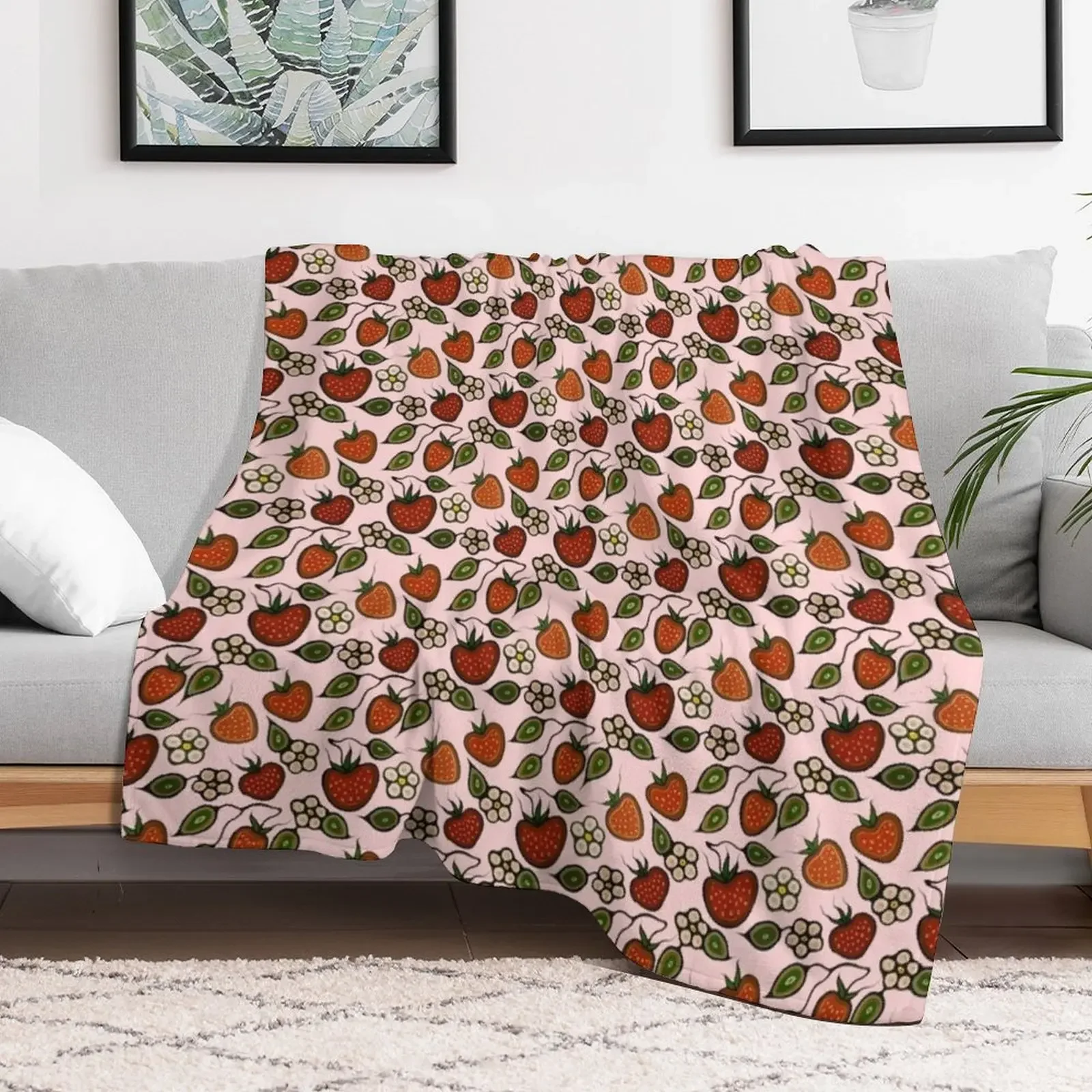 Heart berry print Throw Blanket Year Round Soft Comfortable Blanket for Home