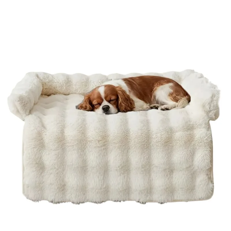 

Imitation Rabbit Fur Dog Bed Warm Plush Pet Mattress Anti Slip Scratch Resistant Pet Bed with Pillow for Medium Dogs