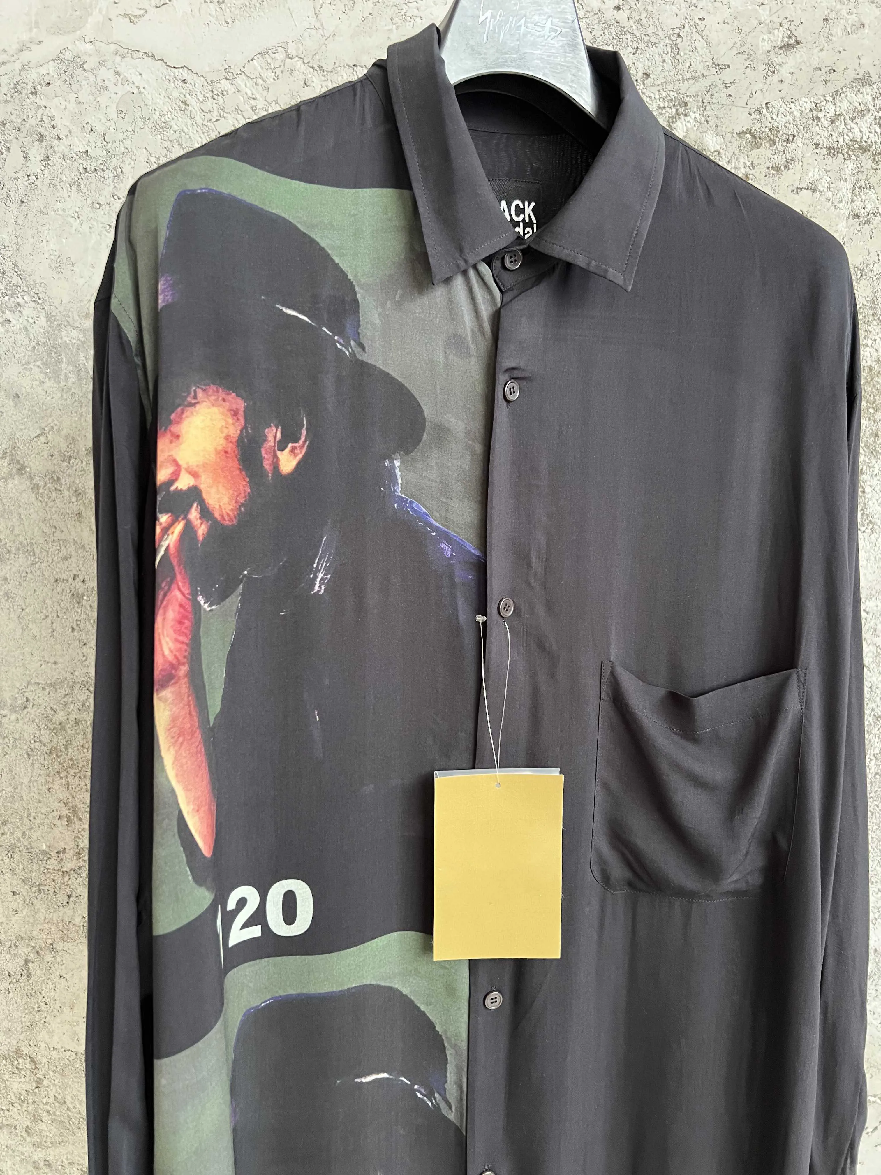 Long shirt with smoked print art