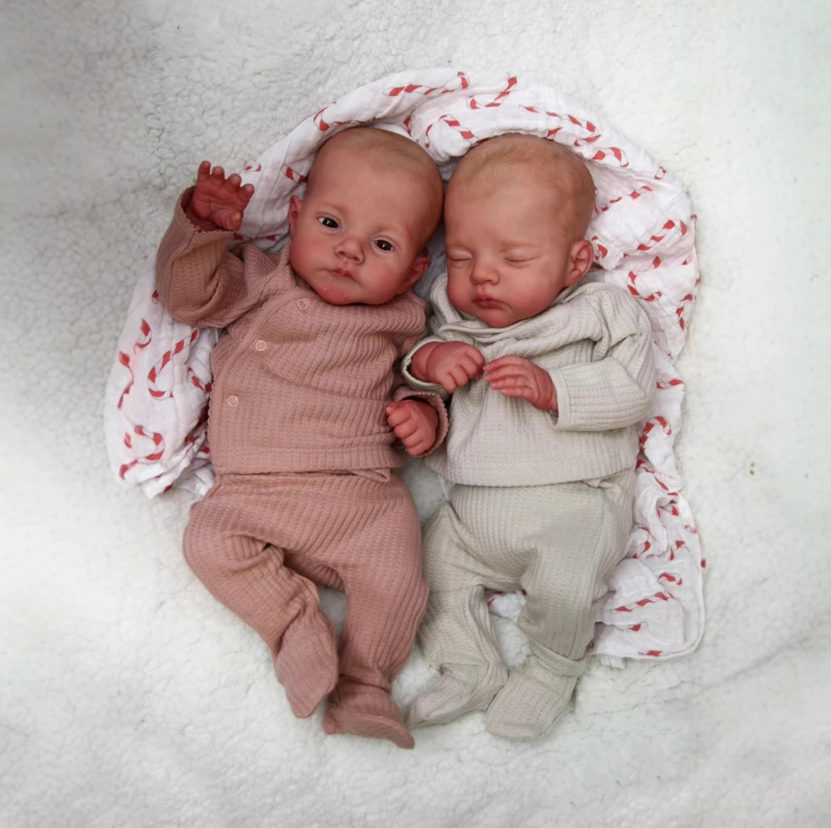 18" Lovely Reborn Doll Twins Lily and Irys: Newborn-Like!  Soft Vinyl Skin, Veins Clear. Kids' Plaything & Sweet Companion.