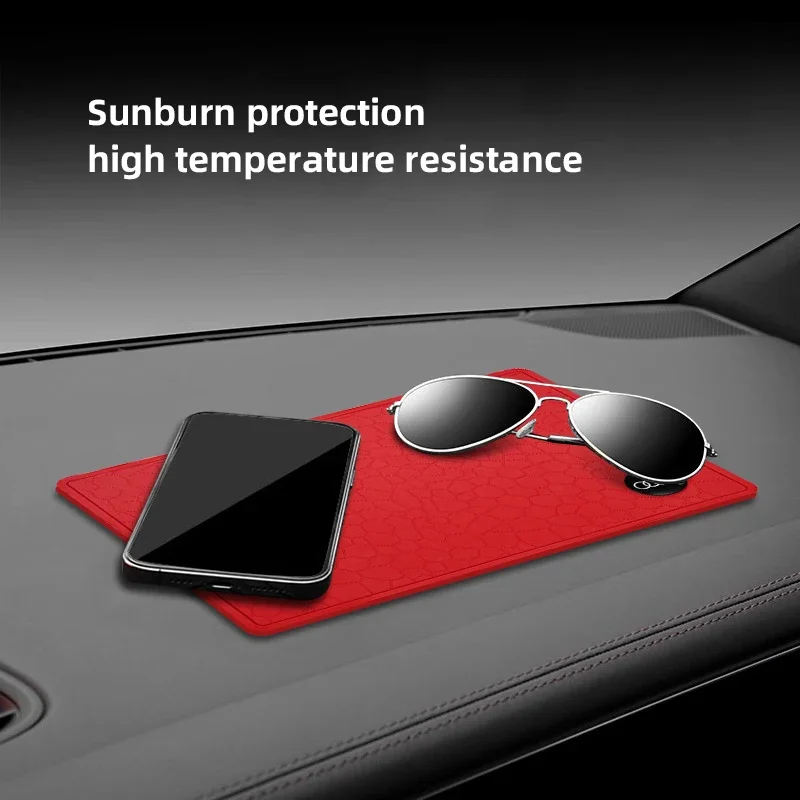 

2025 Горячий автомобильный противоскользящий коврик для внутренней панели приборной панели, нескользящая накладка для Audi S-line A3 A4 A6 A5 Q5 A1 Q7 Q3 Q2 Q8 A7 A8 TT S1 SQ5 RSQ3 RS