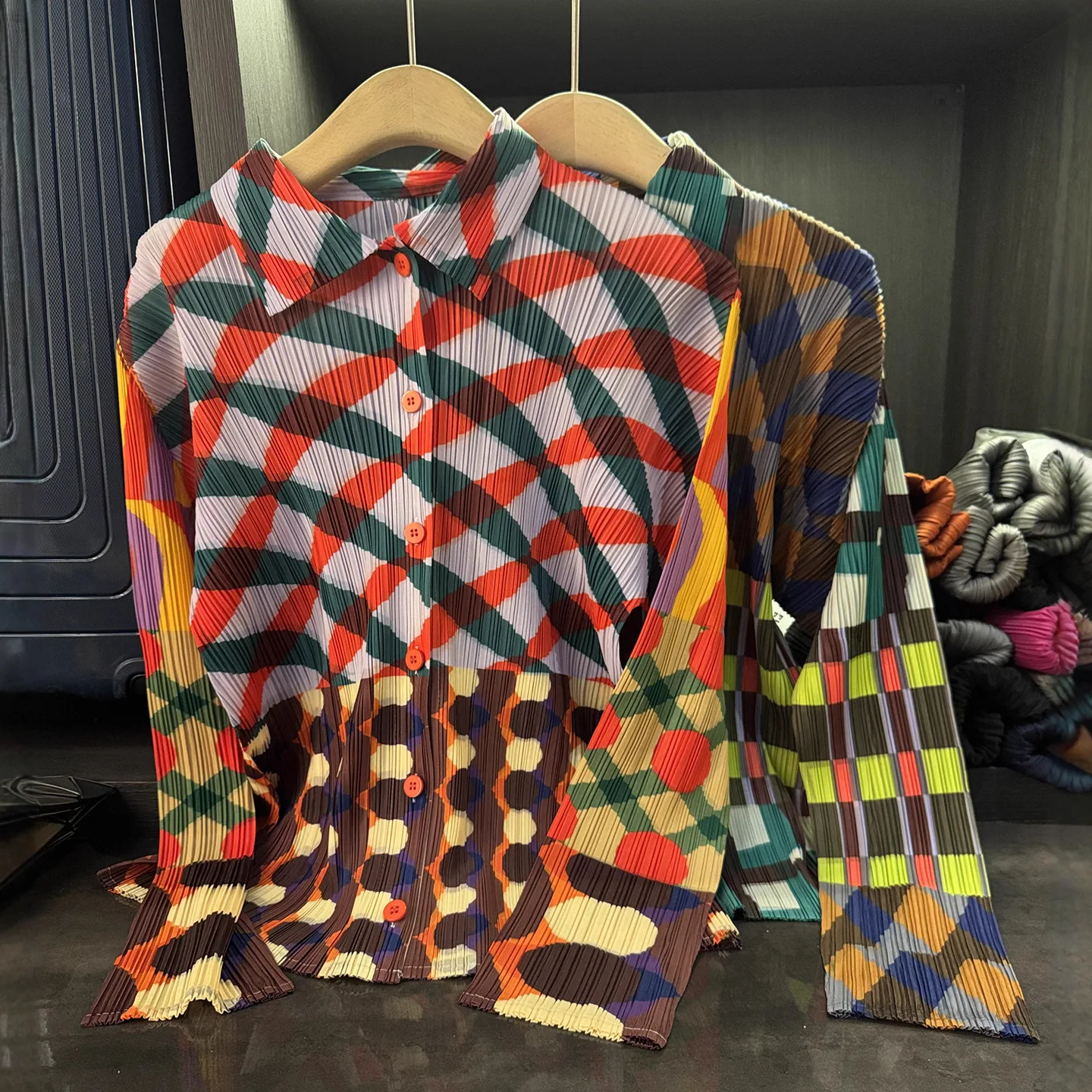Miyake Pleated New Niche Design Geometric Contrasting Print Lapel Long Sleeved Shirt Temperament Casual Simple Versatile Top