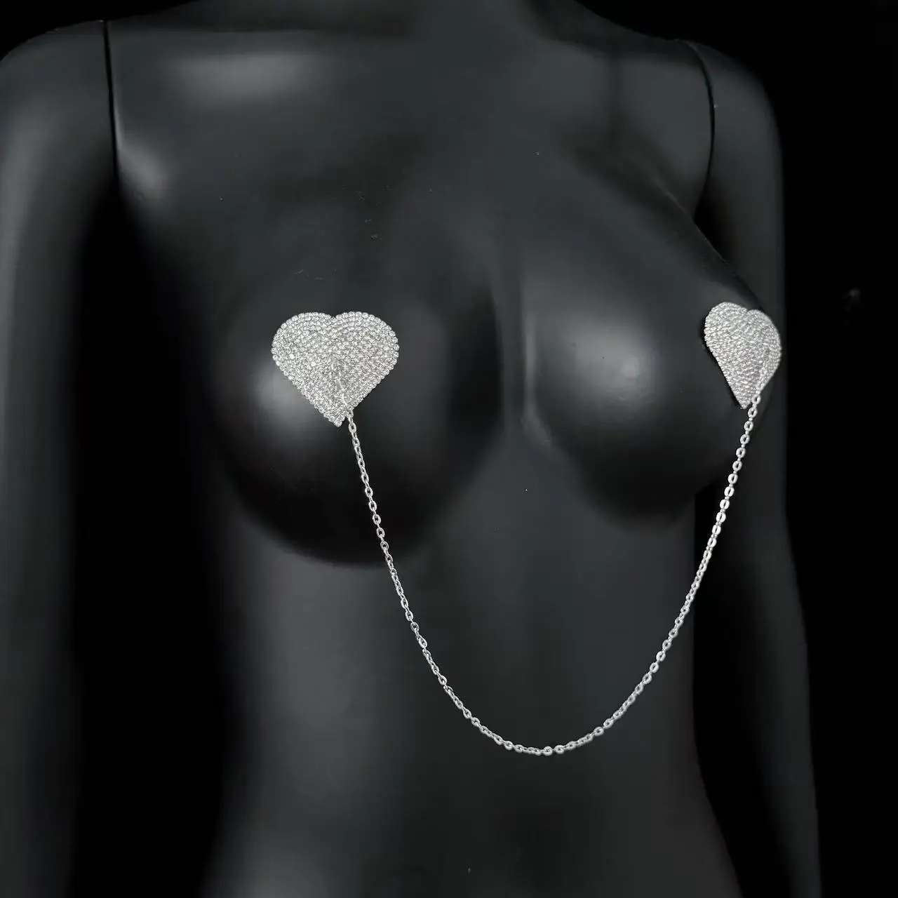 New hot selling sexy chest jewelry, rhinestone chain breast jewelry, women's heart-shaped body chain jewelry