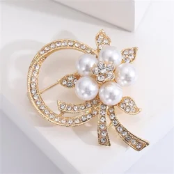 Exquisite Flower Imitation Pearl Brooches For Women Shiny Rhinestone Double Layer Love Heart Pins Sweater Cardigan Jewelry Gifts