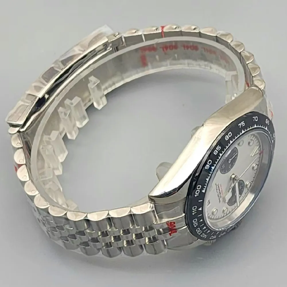 39 ملم ساعة كرونوغراف زجاج الياقوت الفولاذ المقاوم للصدأ تصميم جديد حركة كوارتز يابانية VK64