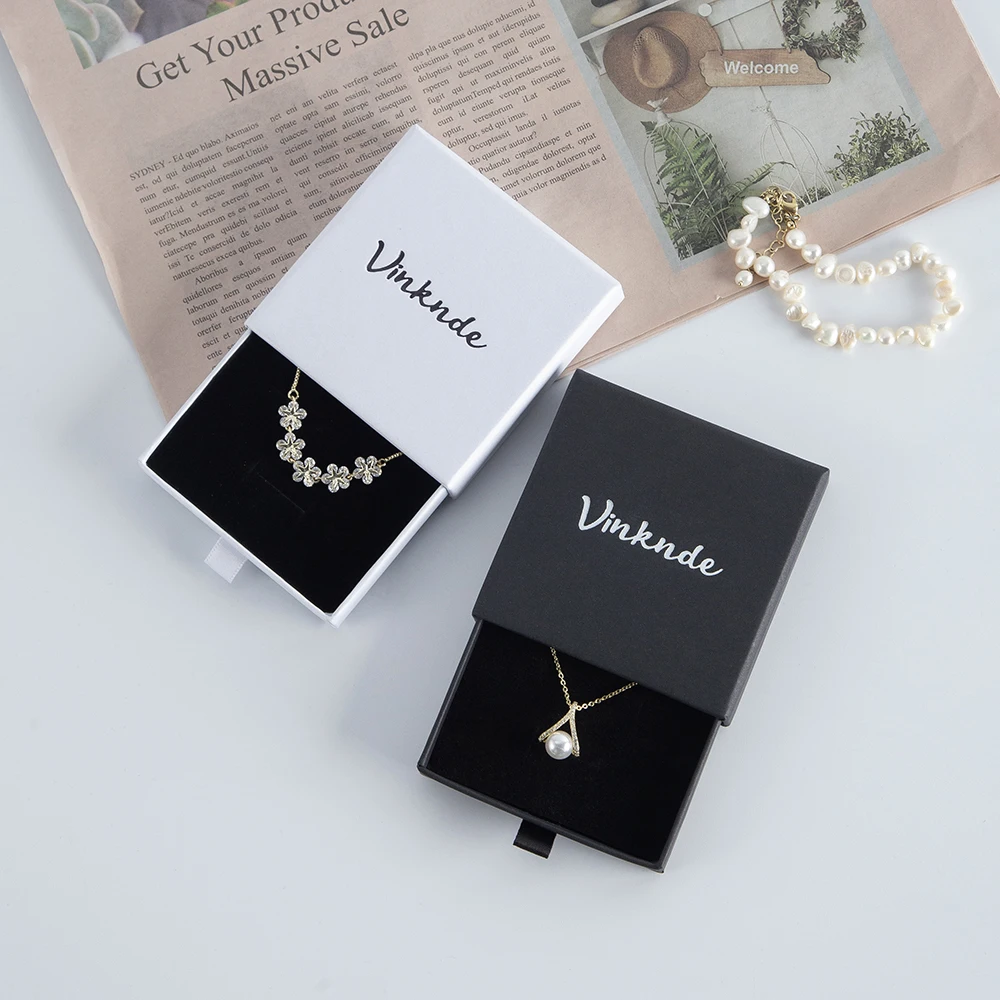 

50pcs/Lot 9X9X3.2cm Cardboard Drawer Sliding Boxes Necklace Earring Bracelet Ring Custom Luxury Gift Paper Packaging Jewelry Box