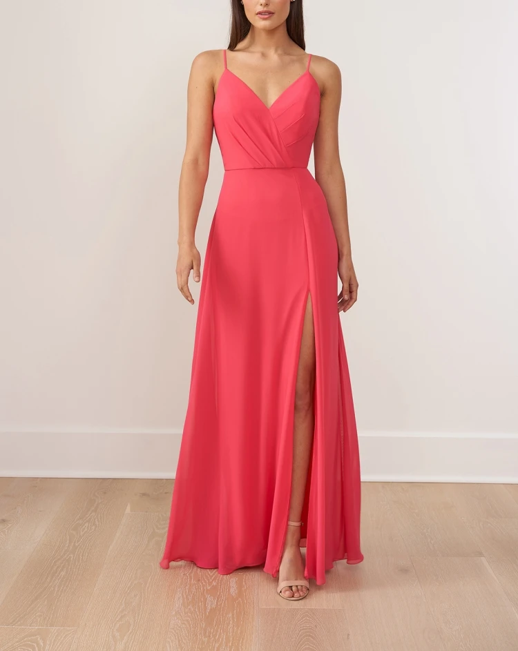 

A-Line Chiffon V Neck Bridesmaid Dress with Slit Open Back Formal Dress for Evening Party Wedding