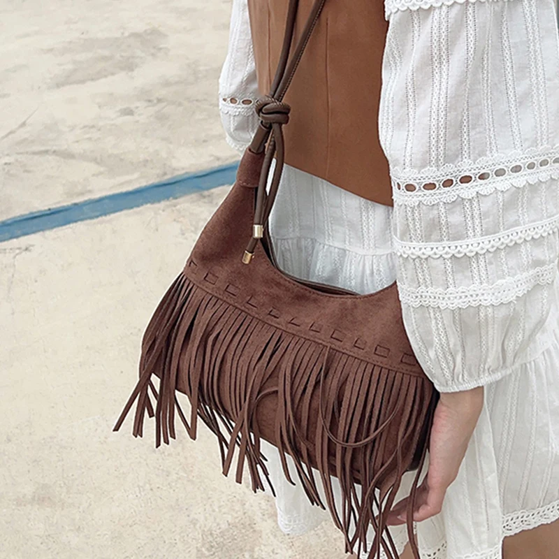 Shoulder Bag Vintage Woman Bags High-Capacity Western Cowboy Tassel Crossbody Bags Brown Bohemia Fashion High Quality Versatile