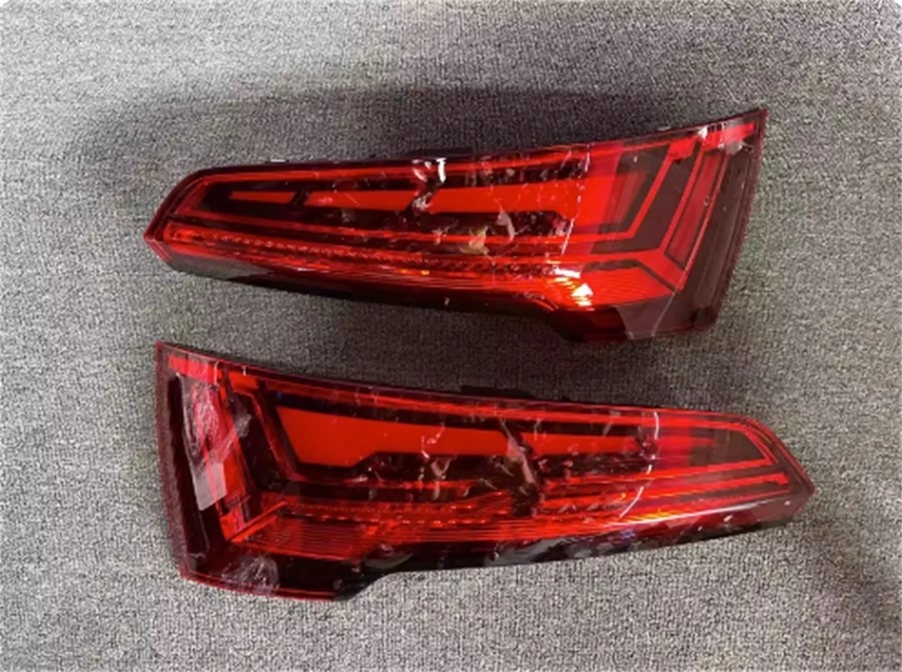 

Car LED Rear Tail Light for Audi Q5 2021 Brake driving Lamp Warning Turn Signal