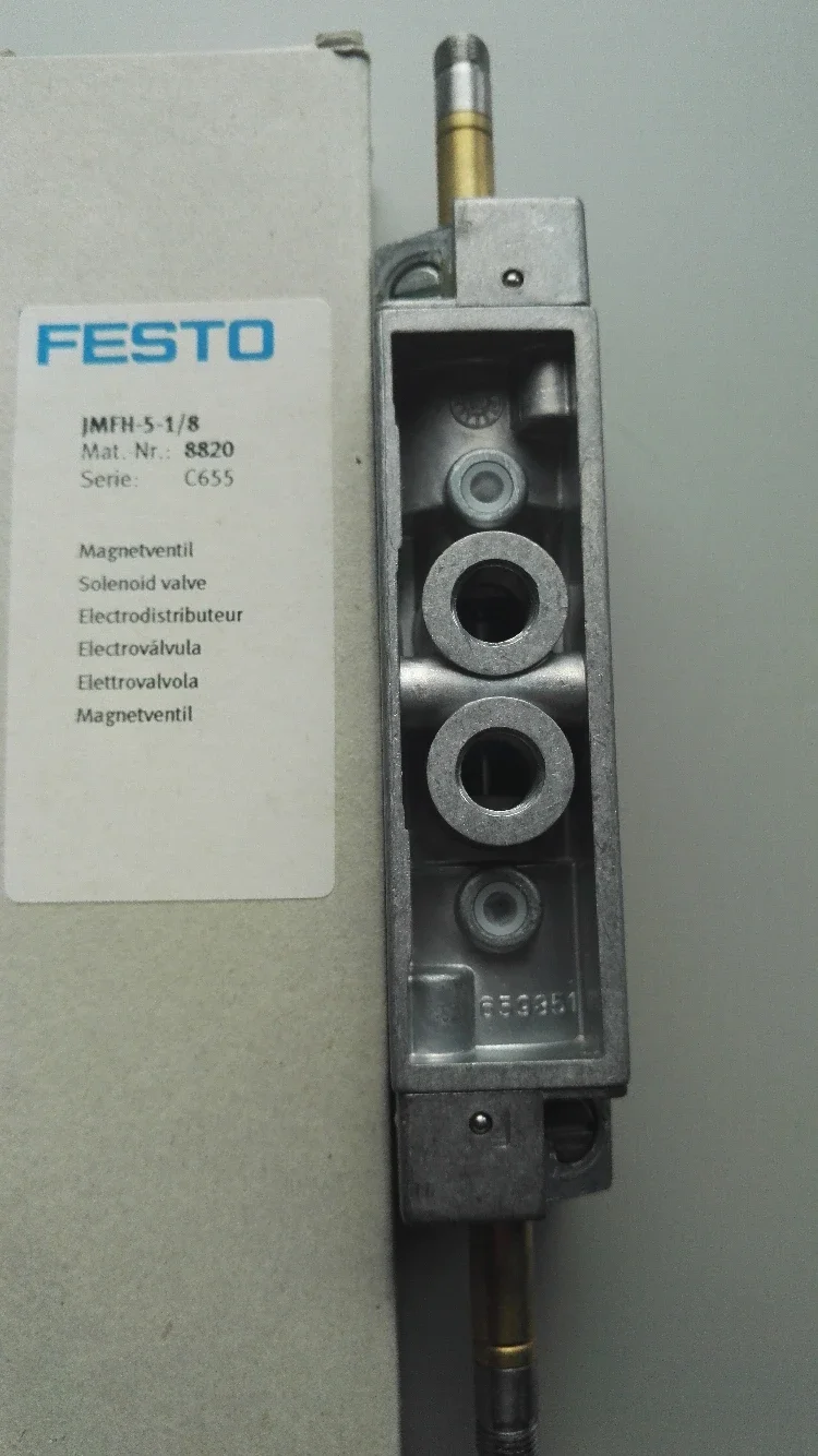 Brand new original solenoid valve JMFH-5-1/8 8820 without coil