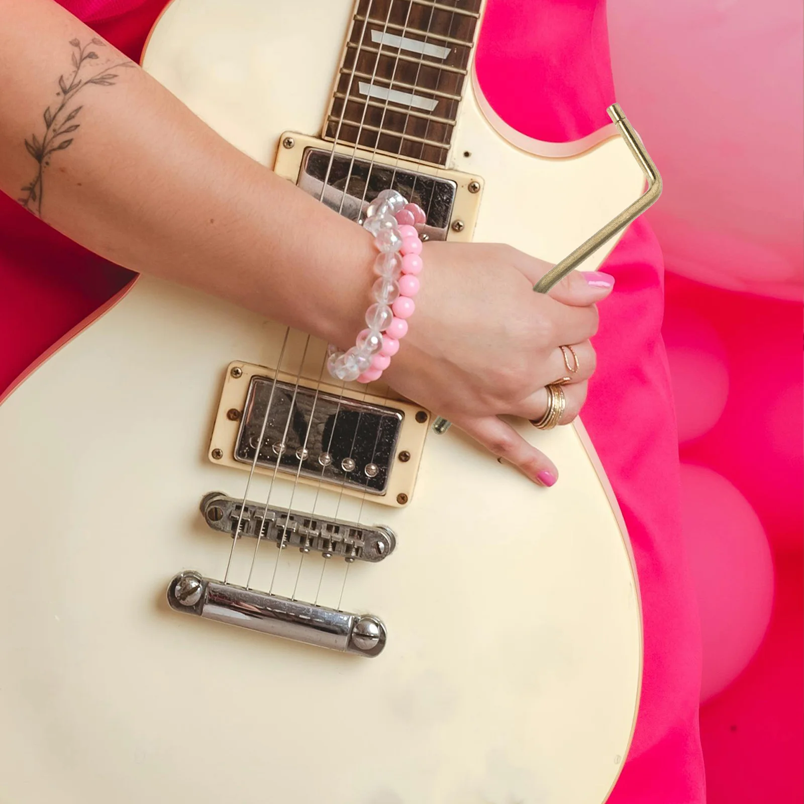 

Electric Guitar Replacement Vibrato Bar Metal Tremolo Arm 6mm Push in Tremolo System Whammy Bar Guitar Parts Instrument Parts