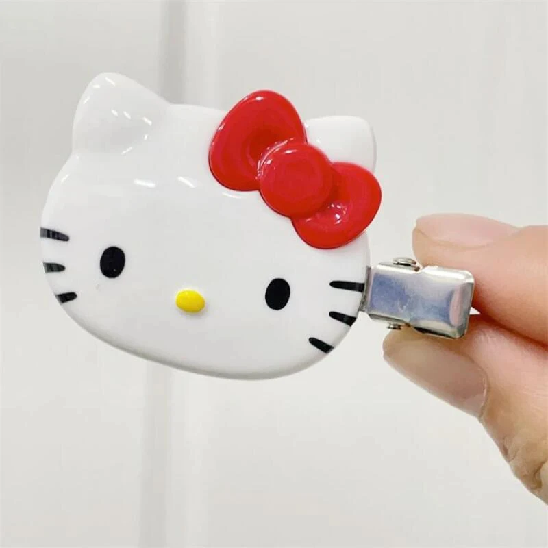 Semplice Sanrio Tornante Ragazza Ornamenti Hello Kitty Barrette Anime Cartoon Clip di capelli Copricapo Accessori per capelli Regalo Clip a becco