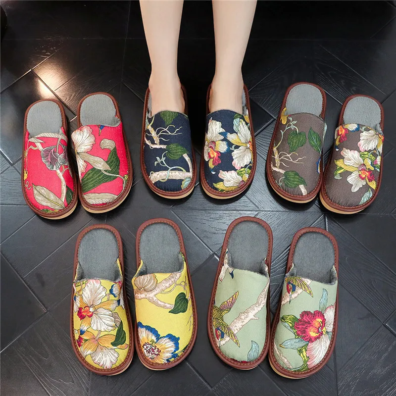 

Spring Autumn Collection Home Linen Casual Toe Cap Shoes Women's Ethnic Style Printed Anti-Slip Warm Outdoor Wear Slippers