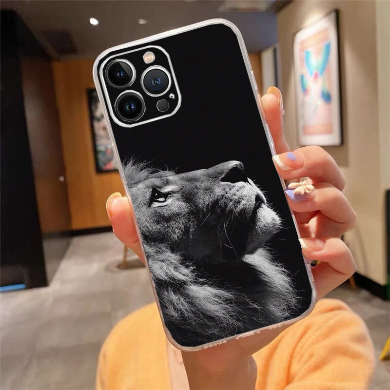 

Phone Case For iphone 17 Pro Max 17 Air 16 15 14 13 Pro Max 15 16 Pro 15Plus Lion
