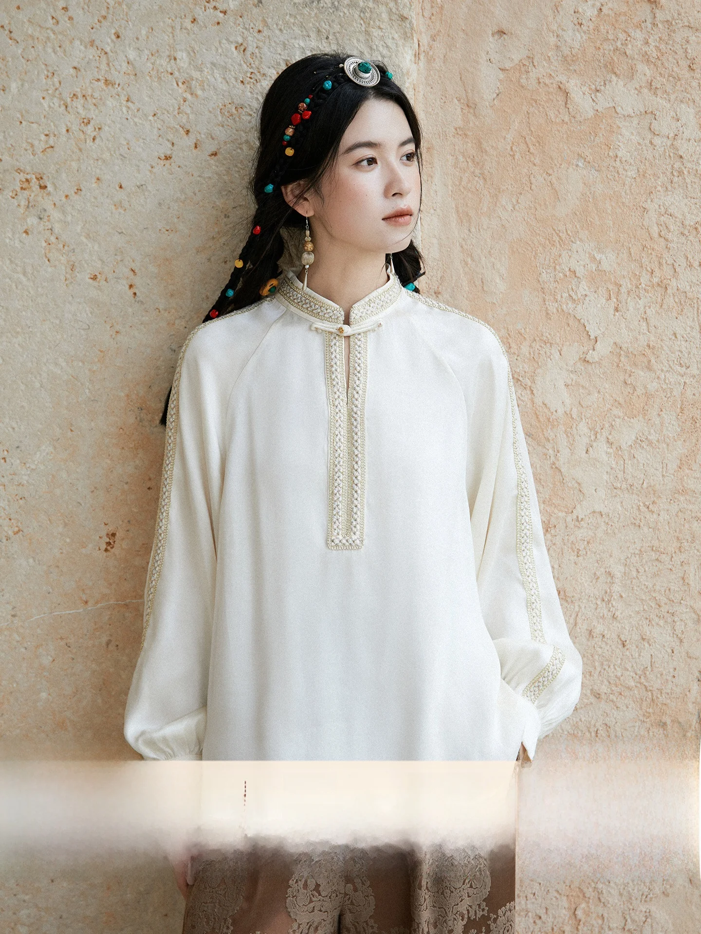 

Anytime New Chinese Sle Waed Proc Silk Velvet Fabric Embroidered irt Women's Loose Fit Long Sve Breathable Casual