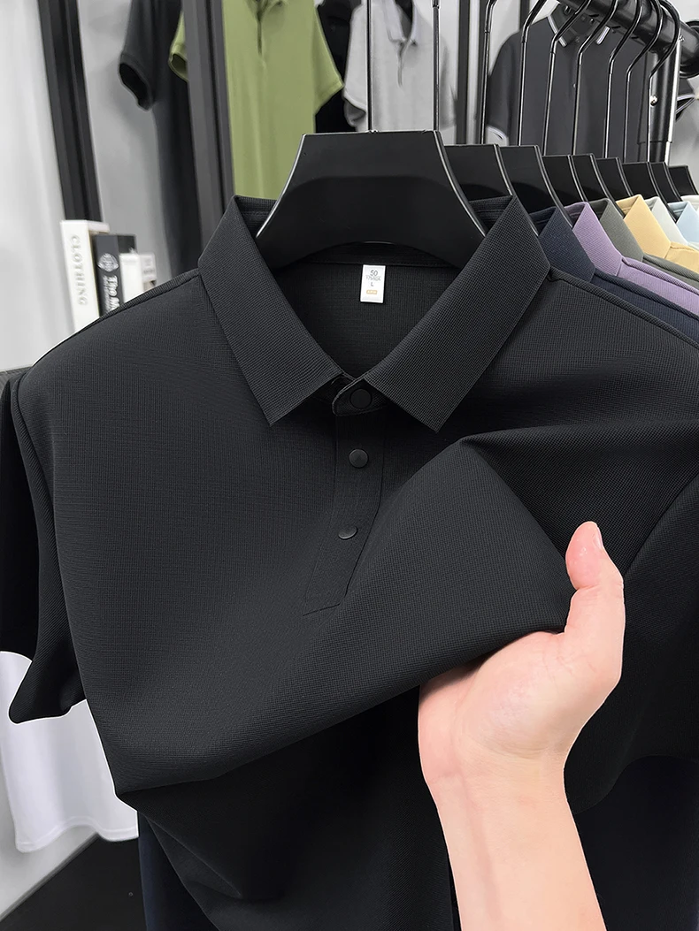 Hochwertiges Eisseide-Kurzarm-Poloshirt für Herren, klassisches einfarbiges, atmungsaktives Business-Casual-T-Shirt, neues Luxus-Oberteil für den Sommer. – Detail 30