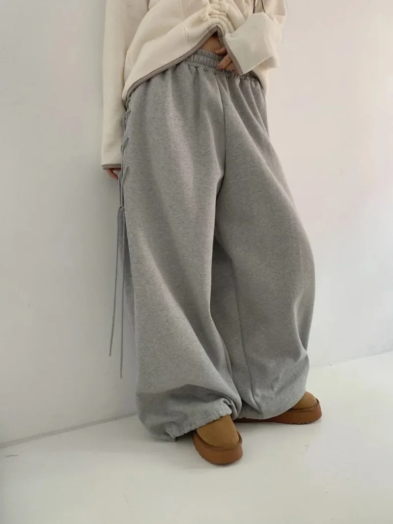 

American trendy clothing with slim straps oversized pants women's Y2K street Harajuku loose fit high waisted wide leg pants