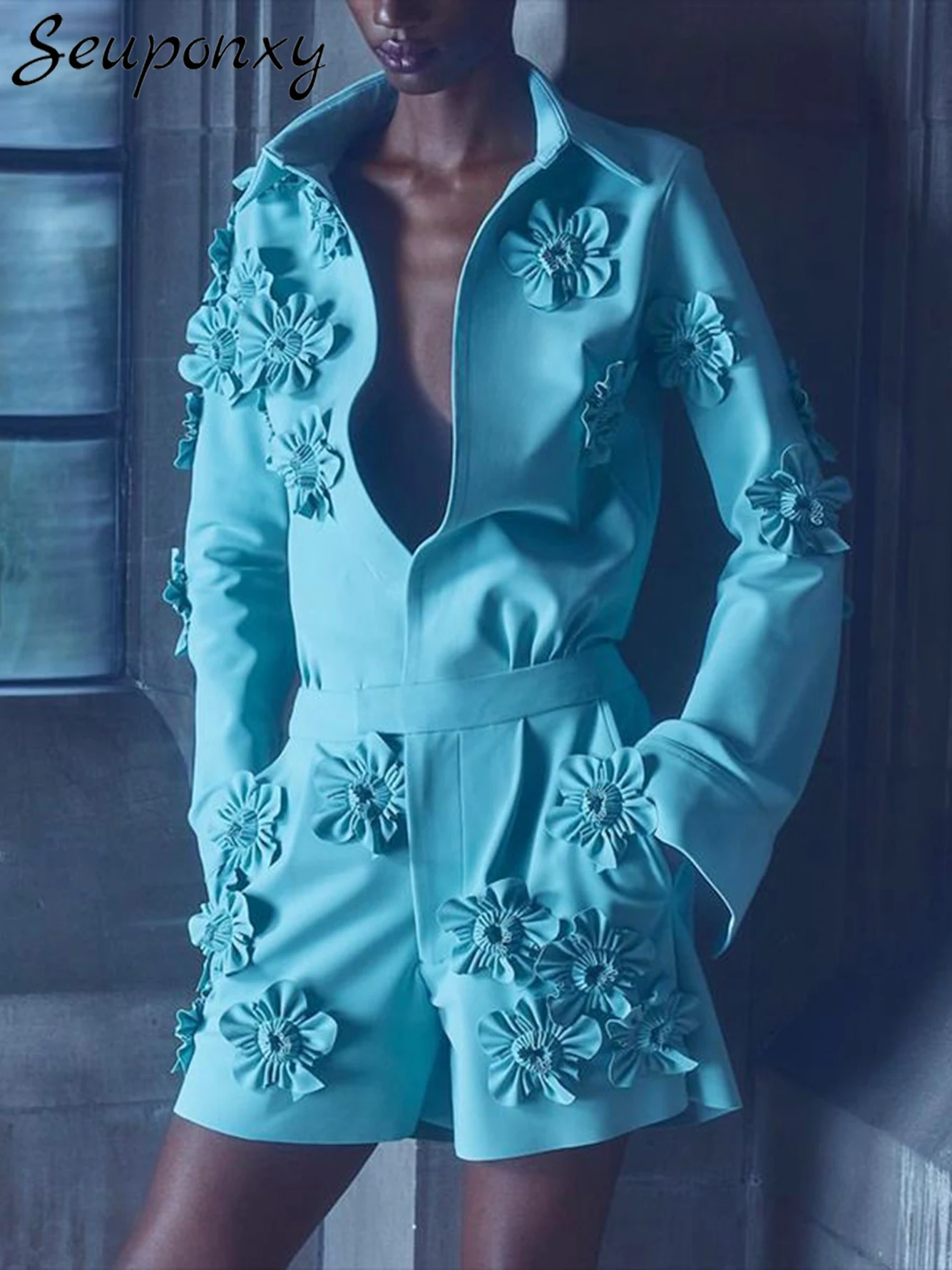 High Quality 2023 New Women'S Sky Blue Embroidered Flower Jumpsuit Sexy Lapel Long Sleeved Fashionable High Street Jumpsuit