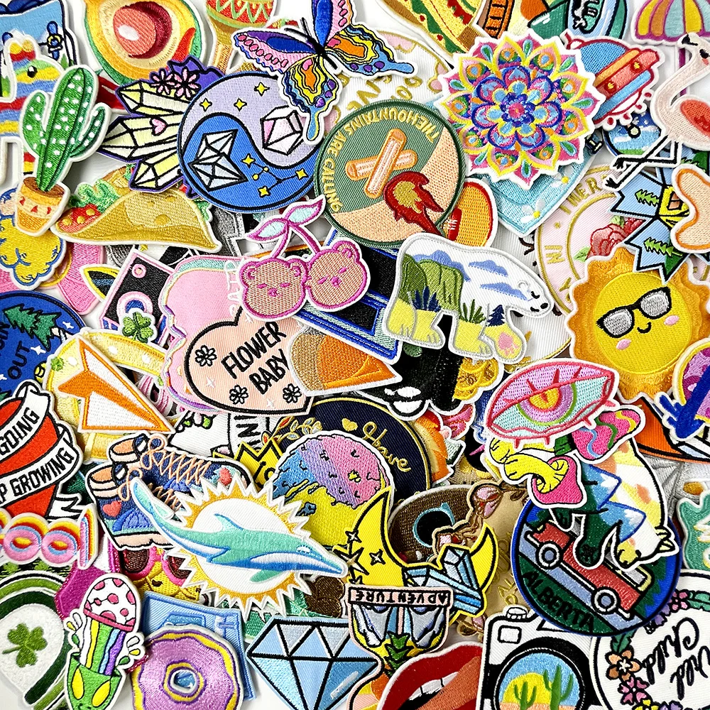 100Pcs/Lot Random Mix Iron on Patches Embroidered Applique Clothes Accessories Apparel Sewing Supplies Decoration Cloth Patch