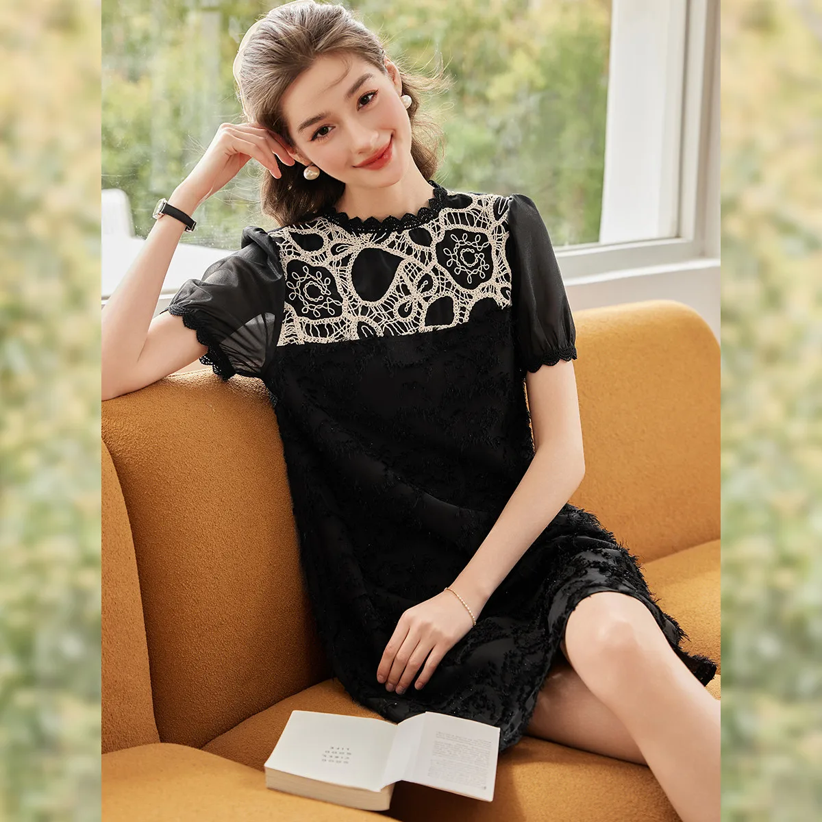 루이스 야오 신상 스트랩리스 A라인 롱 드레스 2025 여름 레이스 크러쉬드 드레스 라운드넥 클래싱 플로럴 컷아웃 여성 드레스